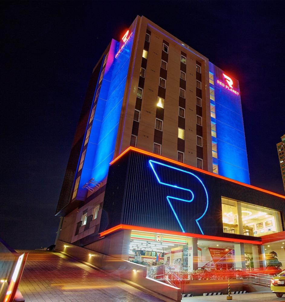 Hotel Red Planet Makati Amorsolo 3*