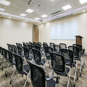 Hotel Red Planet Makati Amorsolo